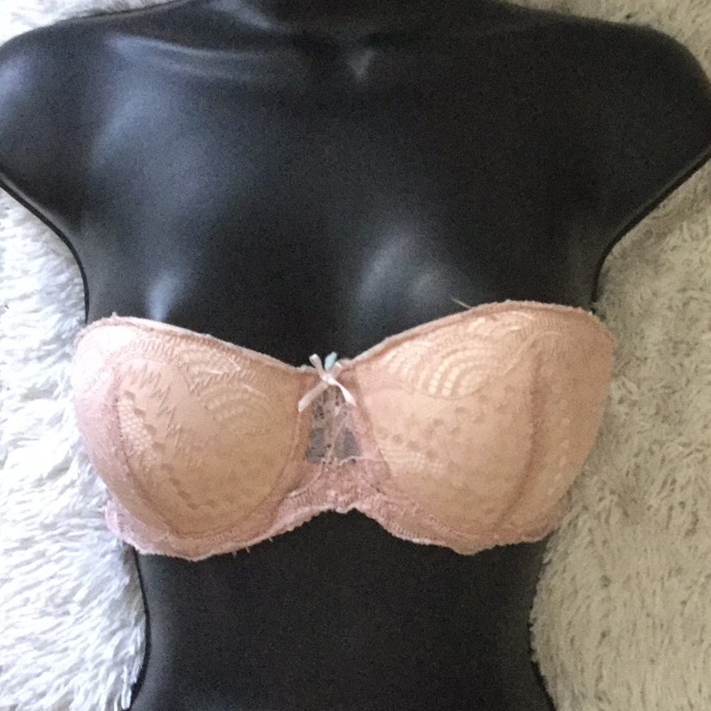 Strapless Pink Bra With Inner Padding
